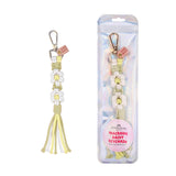 wholesale green daisy macrame keychain, boutique keychains wholesale, gift shop keychains bulk, purse accessory wholesale, artisan keychain supplier